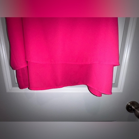 Like New Maurices size M fuchsia pink cami no signs of wear, stains or flaws - Picture 7 of 9